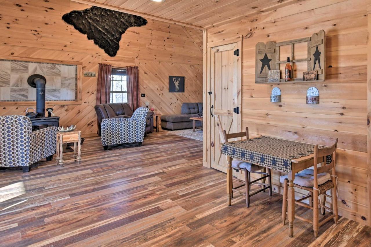 Quiet And Secluded Berea Cabin On 70-Acre Farm! Eksteriør billede